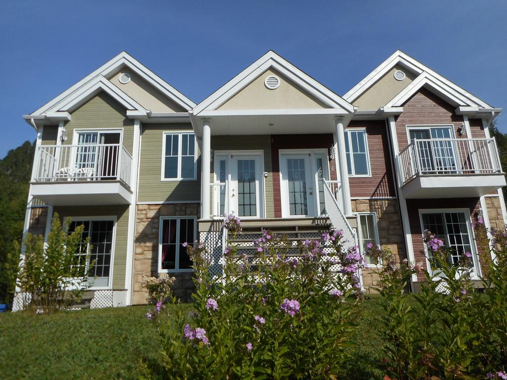 Condo Mont-Edouard LʼAnse-Saint-Jean Eksteriør bilde